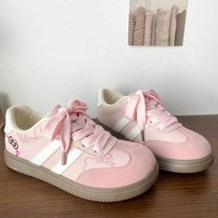 Giày Thể Thao Nữ Hello Kitty - Sneaker Thời Trang Năng Động Xu Hướng 2025, Đế Cao Su Bền Bỉ, Thoải Mái Cho Mọi Dịp