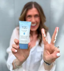 Kem Chống Nắng Khoáng Chất TiZO Không Màu SPF40 100g - Dưỡng Ẩm, Phù Hợp Mọi Loại Da, Chống Nắng An Toàn, Mỹ