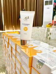 Kem Chống Nắng ADA Cosmetic Sunscreen SPF50+ PA+++(50g)