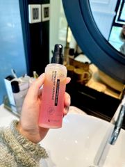 Tinh Chất Dưỡng Trắng Da Chống Lão Hoá  Ultra Light Radiance Oil Essence Chai 100ml