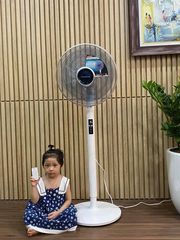 Quạt cây Rowenta VU5870 màu trắng