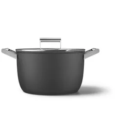 Nồi Casserole SMEG CKFC2611BLM 26cm Đen - Nấu Món Hầm và Kho Thích Hợp, Tay Cầm Thép Không Gỉ, Nắp Kính Cường Lực