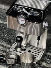 Máy pha cà phê Caso Espresso Gourmet - Thiết kế hiện đại, áp suất 19 bar, pha Espresso đậm đà, phụ kiện chuyên nghiệp từ Đức