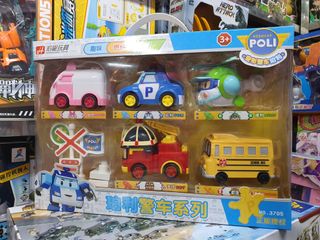Bộ đồ chơi 5 xe ô tô Robocar Poli chạy bằng đà 3705