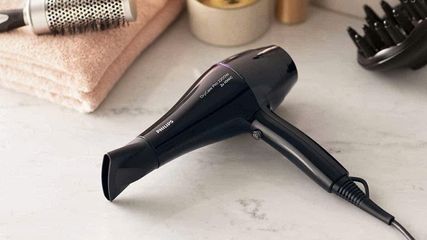 Máy Sấy Tóc Philips BHD274/00 - Công Nghệ Thermoprotect, Động Cơ AC 2200W, Chức Năng Ion Hóa, Điều Chỉnh Nhiệt Độ & Quạt Hiệu Quả