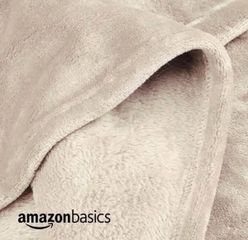 Chăn Nhung Mềm Mại Amazon Basics 152x127cm - Chăn Thanh Lịch Dành Cho Du Lịch, Sofa, Thích Hợp Cho Trẻ Em và Người Lớn
