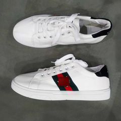Giày Thể Thao Nam Sneaker mã G0 ( TRẮNG ) hàng bong da mép, tồn kho có lỗi nhỏ do để lâu, số lượng ít, lẻ size đi thể dục, không quan trọng về hình thức giá rẻ