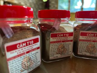 Cám trộn T10 - Thức ăn dinh dưỡng cho cá Guppy, Betta và thủy sinh - Hỗ trợ lêm màu, nhanh lớn, cải thiện tiêu hóa