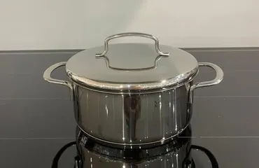 Nồi WMF Bratentopf Mini 14 cm Có Vung - Nồi Thép Không Gỉ Chịu Nhiệt Tối Đa 250 Độ C, Dung Tích 0,9 Lít, Đa Dụng Cho Mọi Loại Bếp
