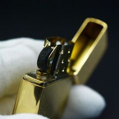 Bật Lửa Zippo 204B Vỏ Đồng Vàng Đánh Vân Xước - Bảo Hành Trọn Đời - Quà Tặng Độc Đáo Cho Fan Zippo