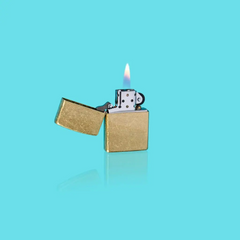 Bật Lửa Zippo Street Brass Classic - Thiết Kế Đồng Xước Bụi, Chống Gió, Chất Liệu Kim Loại, Quà Tặng Độc Đáo, Sản Xuất Tại Mỹ