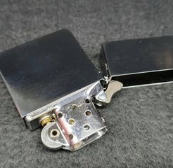 Bật Lửa Zippo 1935.25 Tái Bản Mạ Chrome Xước - Bật Lửa Cổ Điển Mỹ Chất Lượng Cao, Quà Tặng Độc Đáo