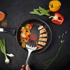Chảo Chiên Tefal Unlimited - Chống Dính Titanium, Công Nghệ Thermo-Signal, Bếp Từ, Dễ Dàng Lau Chùi - Nấu Ăn Ngon Hơn!
