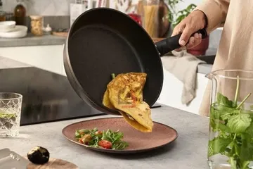 Chảo Fissler Steelux Pro Levital Classic 28cm - Chảo chống dính, hợp kim nhôm, dùng trên mọi loại bếp, sản xuất tại Đức