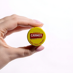 Hũ Son Dưỡng Không Mùi Carmex Classic Lip Balm Jar 7.5g