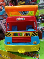 Đồ Chơi Xúc Cát Trong Xe Ô Tô Tải 943-1 - Trẻ Em Sáng Tạo và Phát Triển Kỹ Năng Vận Động Thông Qua Chơi Đùa