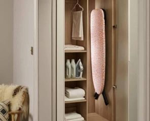 Bàn ủi chân cao Joseph Joseph 50029 Glide Max Lớn - Thiết Kế Độc Đáo, Dễ Dàng Cất Giữ và Điều Chỉnh Chiều Cao từ 84cm đến 99cm