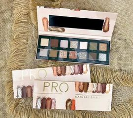 Bảng phấn mắt Catrice Pro Slim Eyeshadow Palette 14 màu Tạo Điểm Nhấn