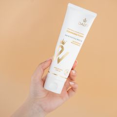 Sữa Rửa Mặt Hàn Quốc Daliv 120ML - Dưỡng Ẩm, Làm Sáng Da Với Glutathione và ProVitamin B5, Phù Hợp Mọi Loại Da