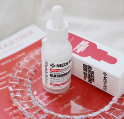 Tinh Chất Dưỡng Trắng Cấp Ẩm Medi-Peel 30ml - Phục Hồi Da Tươi Sáng, Dưỡng Ẩm, Làm Trắng, Phù Hợp Với Mọi Loại Da