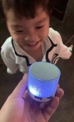 Loa Bluetooth Mini A9 Không Dây - Âm Thanh Chất Lượng, Hỗ Trợ Thẻ TF, USB, Đèn Nhiều Màu, Kết Nối Điện Thoại & Máy Tính