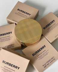 Phấn nước Burberry Ultimate Glow 40 light cool
