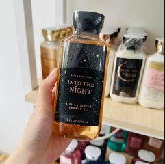 Sữa Tắm Bath & Body Works Into the Night 295ml - Hương Thơm Ngọt Ngào, Chăm Sóc Da Mềm Mại, Mỹ Phẩm Cao Cấp Ứng Dụng Hàng Ngày