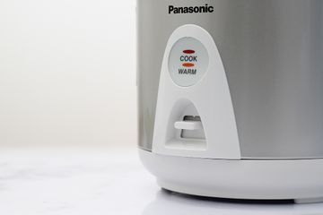 Nồi Cơm Điện Panasonic SR-MEV10LRA 1L Màu Ghi - Nấu Cơm Nhanh, Chống Dính, Phù Hợp Gia Đình Nhỏ - Quà Tặng Thích Hợp