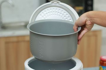 Nồi cơm điện Sharp KS-181TJV 1.8 lít - Thiết kế thời trang, nấu cơm nhanh, giữ ấm dễ dàng, phù hợp cho gia đình 4-6 người