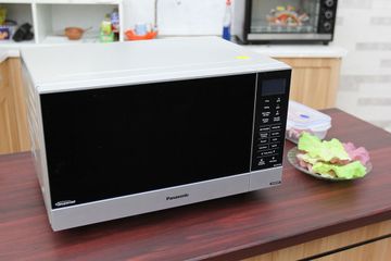 Lò Vi Sóng Panasonic NN-GF574MYUE 27L Inverter Nướng - Thiết Kế Hiện Đại, Tiết Kiệm Năng Lượng, Dùng Cho Gia Đình
