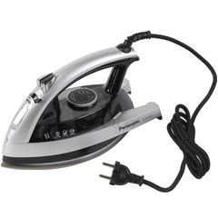 Bàn Là Hơi Nước Panasonic NI-W650CSLRA - Công Suất 2200W, Thiết Kế Sang Trọng, Mặt Đế Chống Dính, Ủi Nhanh Chóng, Tiện Lợi Cho Mọi Chất Liệu