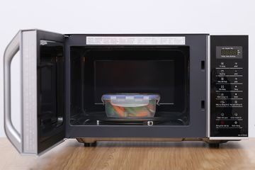 Lò Vi Sóng Đa Năng Panasonic NN-GT35HMYUE 23L - Hâm Nóng, Nấu, Nướng Thực Phẩm Thông Minh, Thiết Kế Sang Trọng, Dễ Sử Dụng