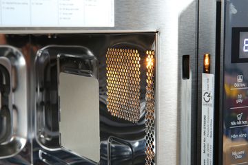 Lò Vi Sóng Nướng Panasonic NN-CT66MBYUE 27L - Công Suất 900W/1400W, Thiết Kế Sang Trọng, Chế Độ Nấu Đa Dạng, Khóa Trẻ Em