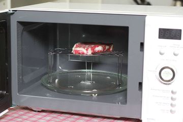 Lò Vi Sóng Cơ Nướng Sharp R-G371VN-W 23 Lít - Tiện Ích Đa Năng, Thiết Kế Sang Trọng, Công Suất 800W Nấu Nướng Hiệu Quả