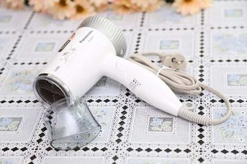 Máy Sấy Tóc Panasonic EH-ND51-S645 1200W - Thiết Kế Gọn Nhẹ, 2 Tốc Độ Sấy, Chế Độ Sấy Mát, An Toàn, Chính Hãng Nhật Bản