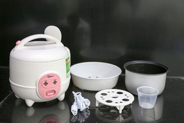 Nồi Cơm Điện Midea CM06SA 0.6 Lít - Thiết Kế Nhỏ Gọn, Dùng Cho 1-2 Người - Nấu Cơm Ngon, Giữ Nhiệt Lên Đến 12 Giờ