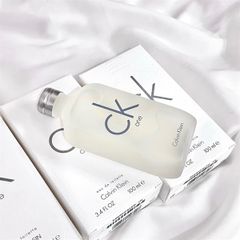 Nước Hoa Calvin Klein CK One EDT 100ml - Hương Nước Hoa Đặc Trưng Cho Cả Nam & Nữ, Pha Trộn Cam Bergamot và Gỗ Tuyết Tùng