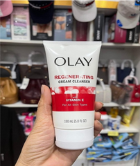 Sữa Rửa Mặt Olay 150ml - Chăm Sóc Da, Làm Sáng Mịn, Chứa Vitamin C và Peptide, Phù Hợp Mọi Loại Da
