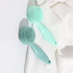 Cọ Rửa Mặt Silicone 3D Lông Mềm Cán Dài - Giúp Loại Bỏ Mụn Đầu Đen, Chăm Sóc Da Sáng Mịn, Thao Tác Dễ Dàng