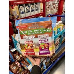 Hạt tổng hợp Nature’s Garden Organic Trail Mix 816g (24 gói nhỏ) 231176