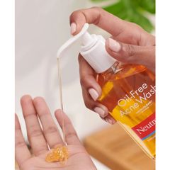 Sữa Rửa Mặt Hỗ Trợ Ngừa Mụn Neutrogena Oil-Free Acne Wash 269ml (Cam)