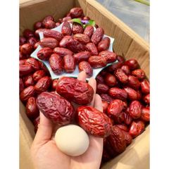 Táo Đỏ Tân Cương Ngon 1kg - Hạt Dinh Dưỡng Từ Miền Núi, Ngọt Thanh, Không Chất Bảo Quản, Thích Hợp Làm Món Ăn Vặt Đầy Lợi Ích Sức Khỏe