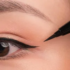 bút kẻ mắt dành cho trang điểm