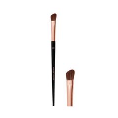 Cọ Đánh Sống Mũi N01 Angled Shading - Cọ Trang Điểm Độc Đáo Tạo Nên Đường Nét Sắc Sảo, Đa Năng Cho Mọi Phong Cách Trang Điểm