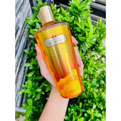 Xịt Thơm Cơ Thể Victoria's Secret Amber Romance - Hương Thơm Quyến Rũ, Lưu Giữ Lâu Dài, Sản Phẩm Từ Mỹ