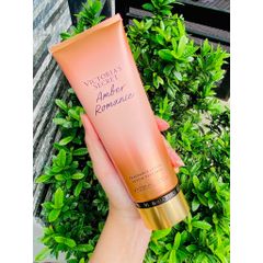 Xịt Thơm Cơ Thể Victoria's Secret Amber Romance - Hương Thơm Quyến Rũ, Lưu Giữ Lâu Dài, Sản Phẩm Từ Mỹ