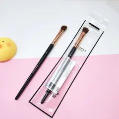 Cọ tán phấn mắt lớn lông mềm Vacosi E04