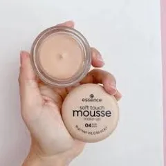 Phấn Tươi Đức Essence Soft Touch Mousse - 16G