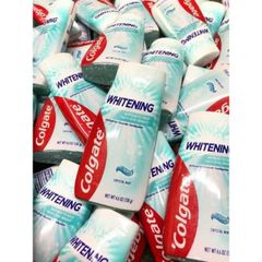 Kem Đánh Răng Colgate Whitening - 130G