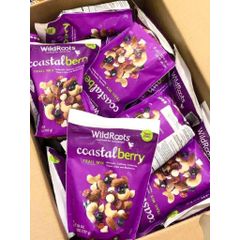 Hạt hỗn hợp WildRoots Coastal Berry Trail Mix 737g của Mỹ